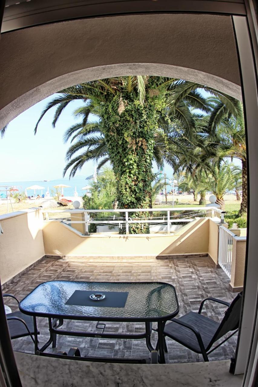 Marinis Boutique Rooms Nea Iraklitsa Exterior photo