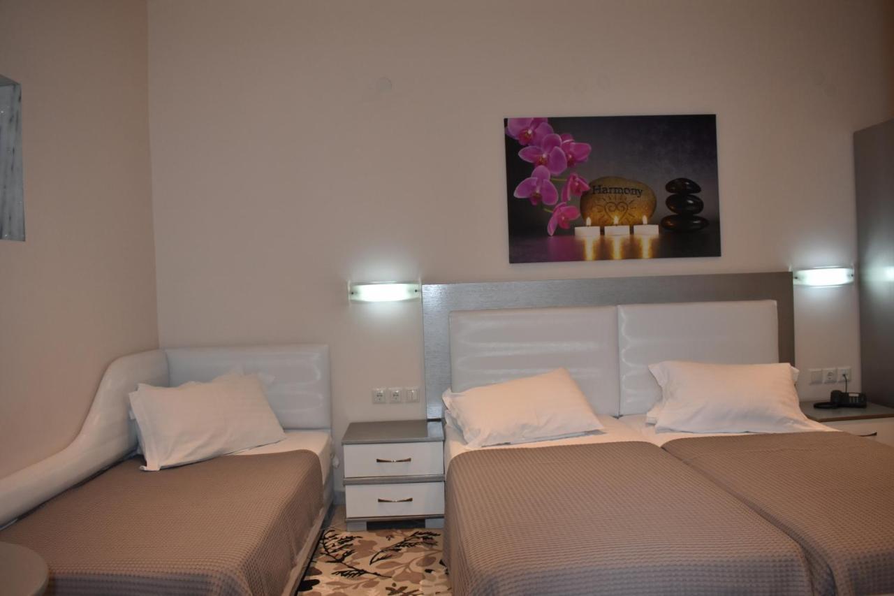 Marinis Boutique Rooms Nea Iraklitsa Exterior photo
