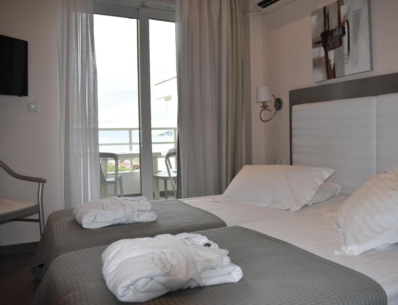 Marinis Boutique Rooms Nea Iraklitsa Exterior photo