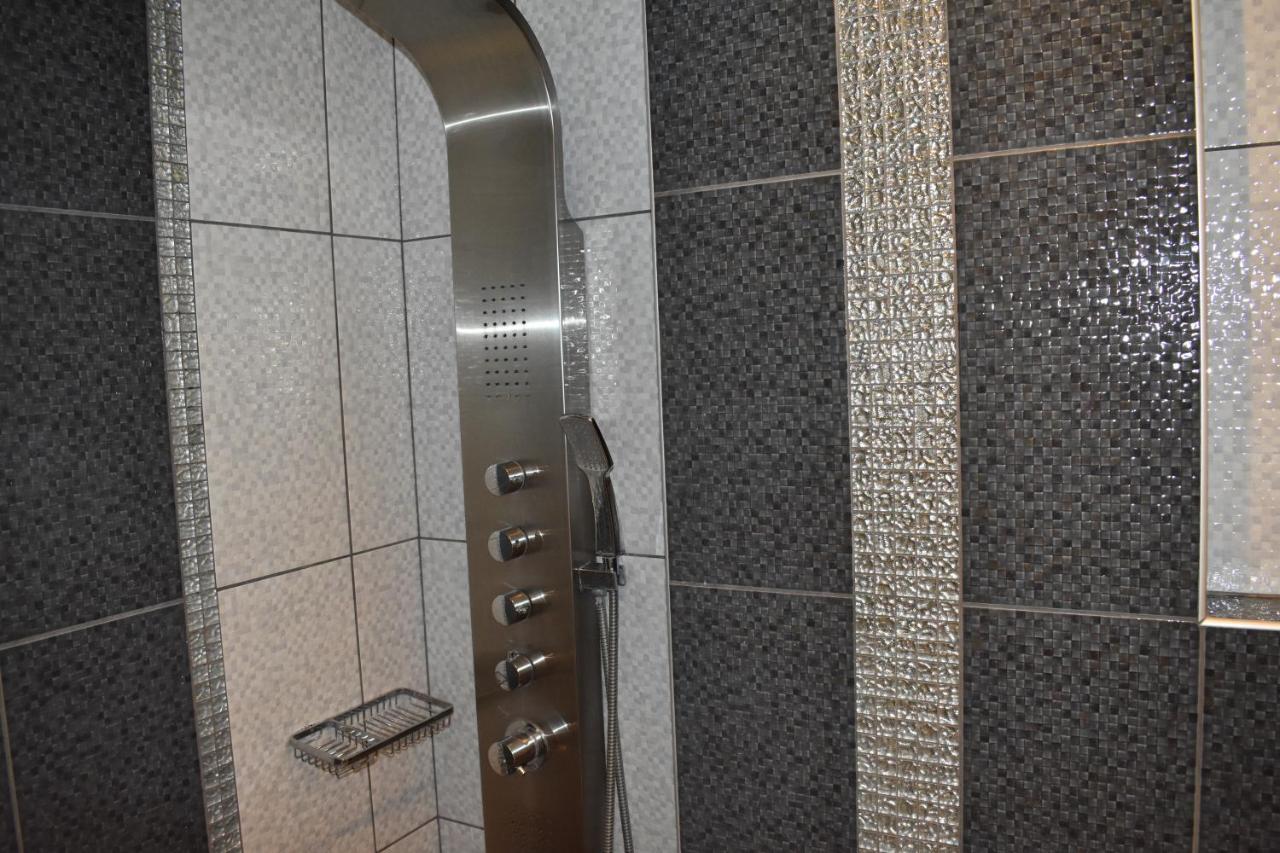 Marinis Boutique Rooms Nea Iraklitsa Exterior photo